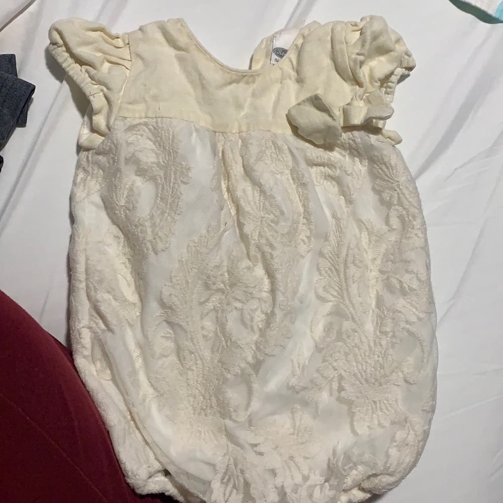 Elegant bodysuit 12-24 Months